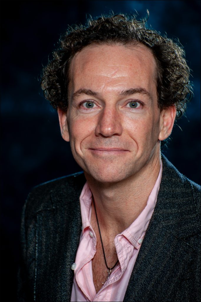 Headshot by DLP-4.jpg